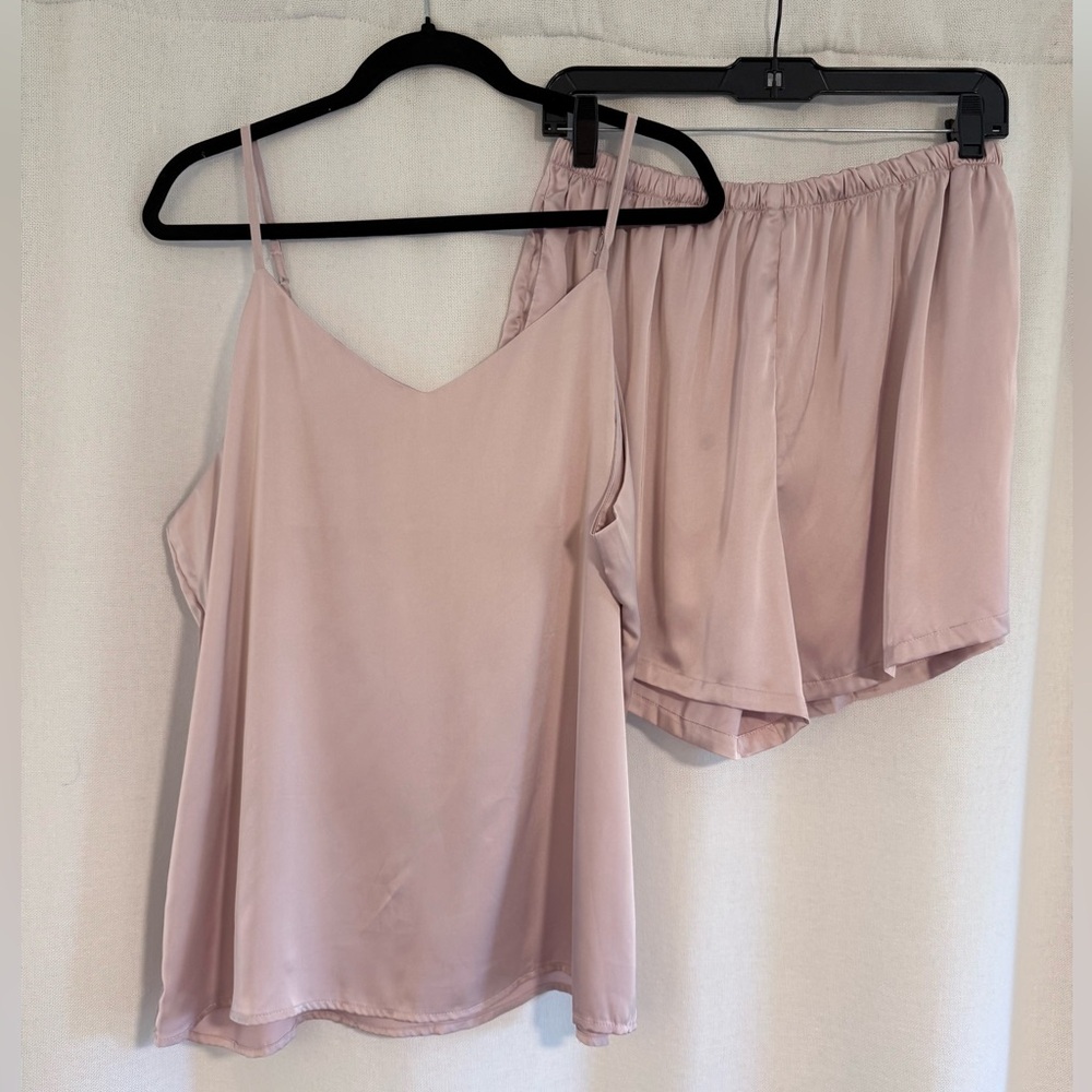 Pearlle Pink Rayon Satin Sleep/Lounge Cami and Short Matching Set Women’s Large